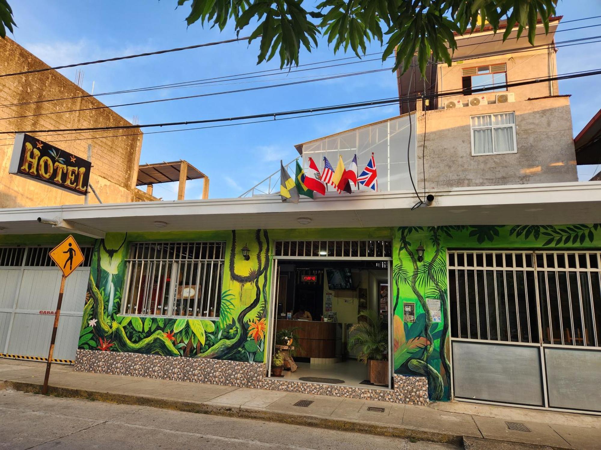 Libelula Hotel Puerto Maldonado Exterior foto